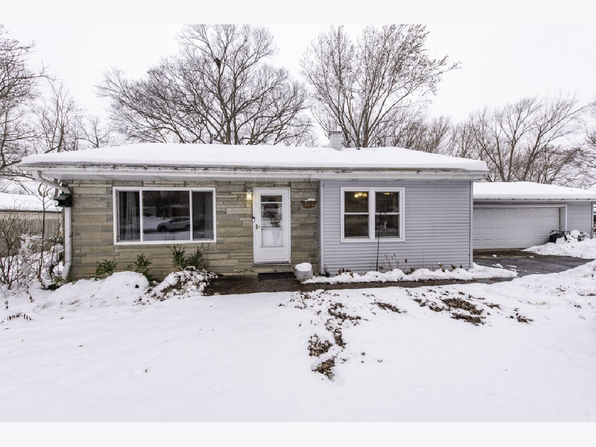  For Sale Gurnee Illinois, 37114 Shirley Drive