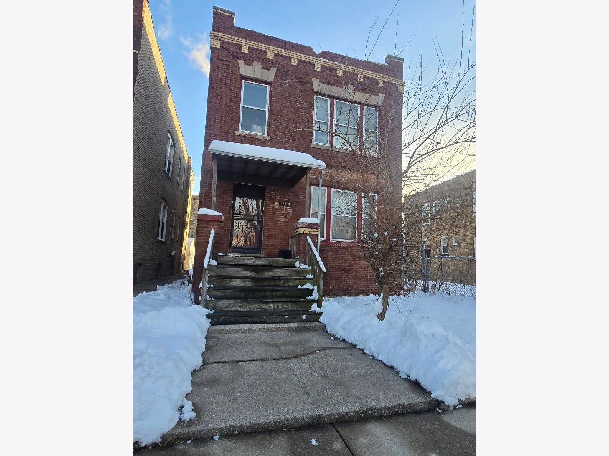  For Sale Chicago Illinois, 7019 Morgan Street