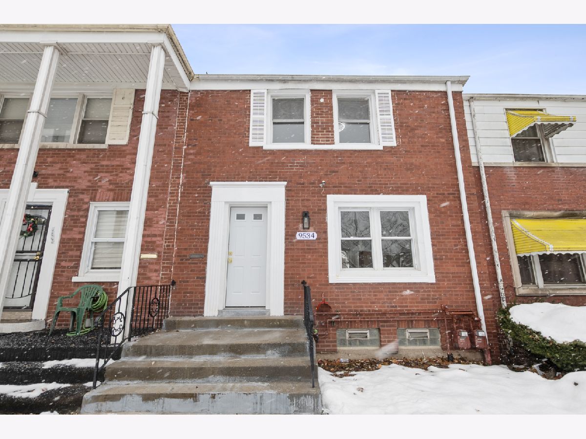  For Sale Chicago Illinois, 9534 Euclid Avenue
