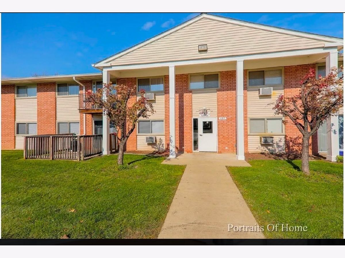  For Rent Glendale Heights Illinois, 685 Fullerton