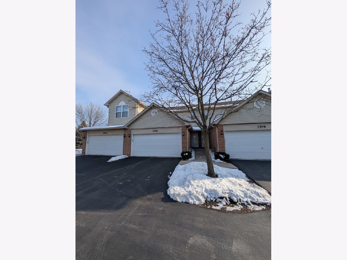  For Sale Naperville Illinois, 1706 Windward Avenue
