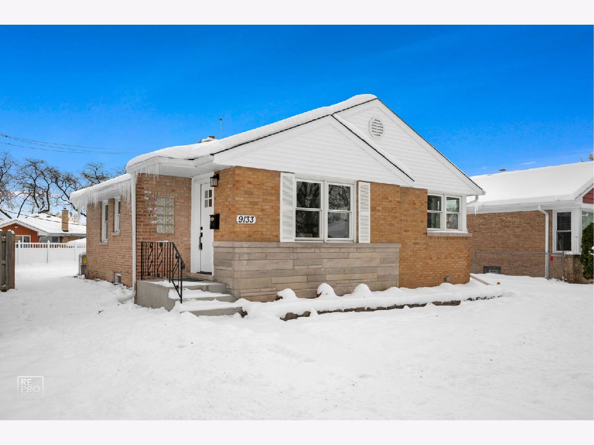  For Sale Morton Grove Illinois, 9133 Oak Park Avenue