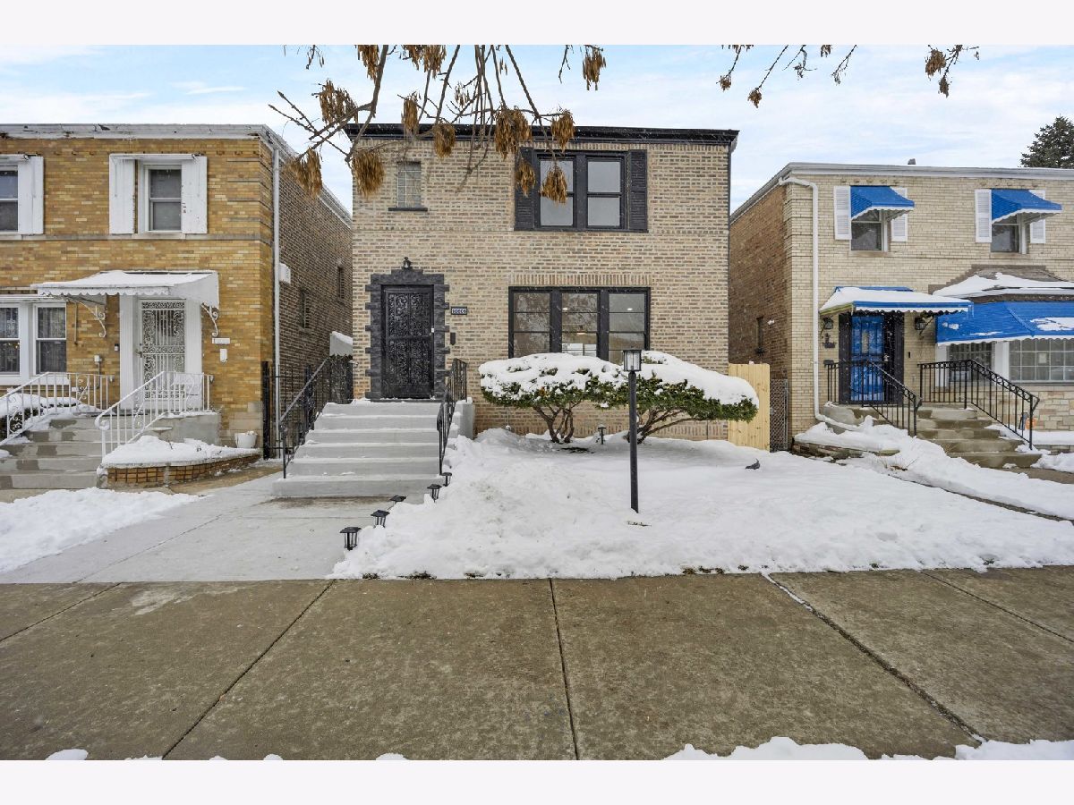  For Sale Chicago Illinois, 10606 Vernon Avenue