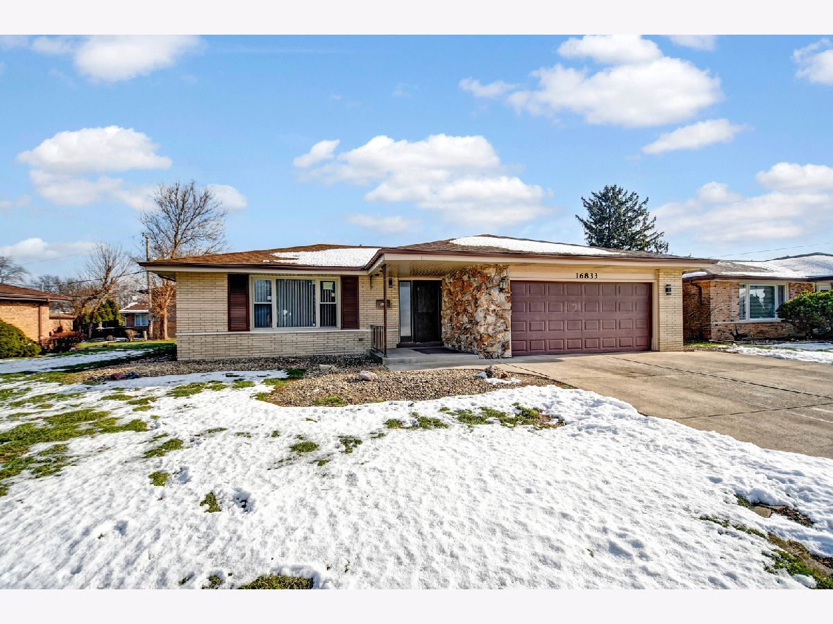  For Sale South Holland Illinois, 16833 Ingleside Avenue