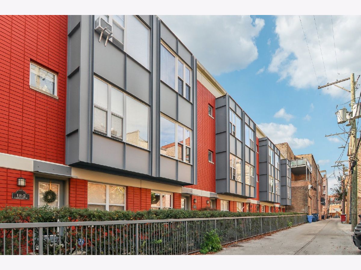  For Sale Chicago Illinois, 18 Aberdeen Street