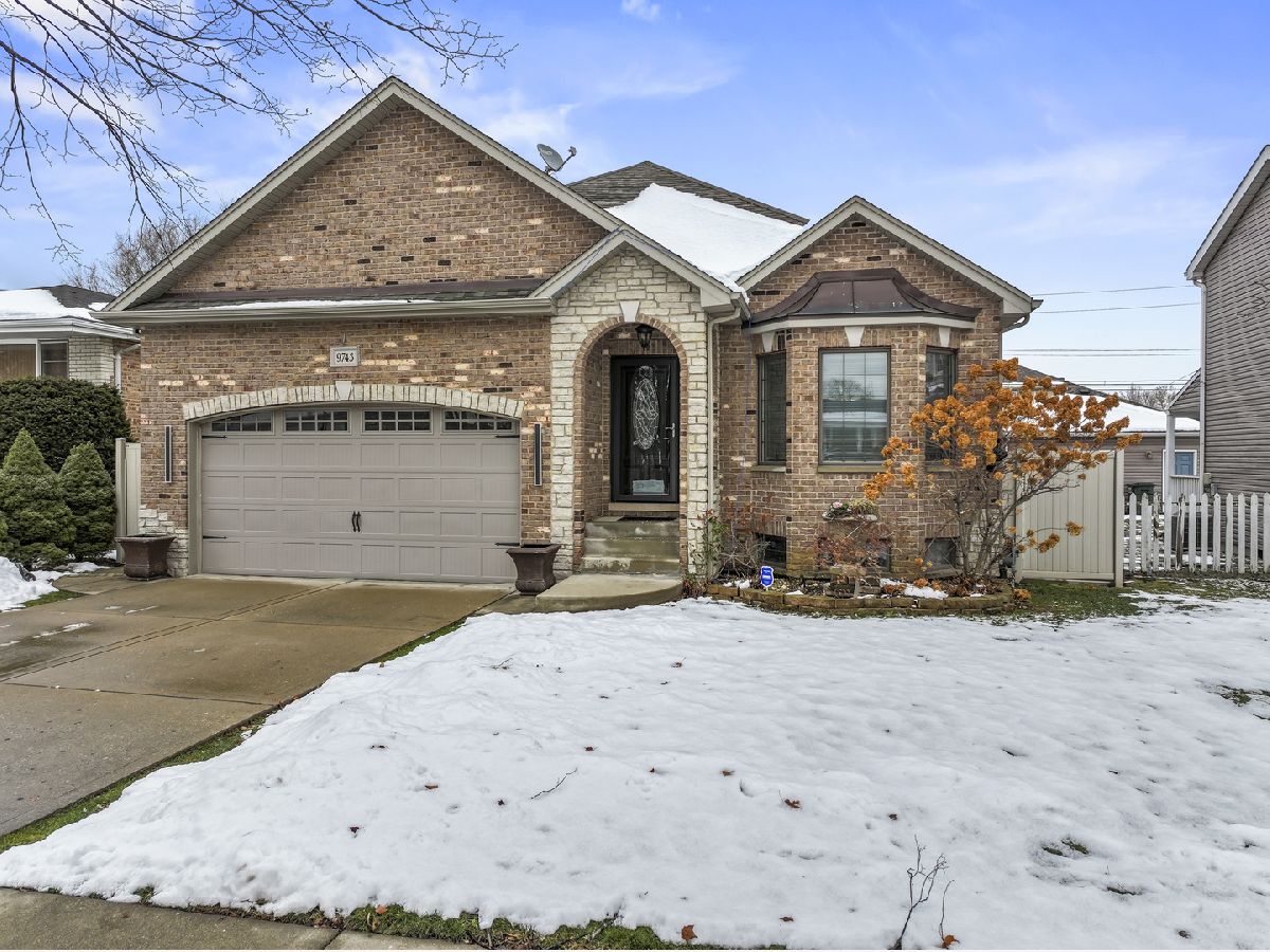  Rented Oak Lawn Illinois, 9743 Oak Park