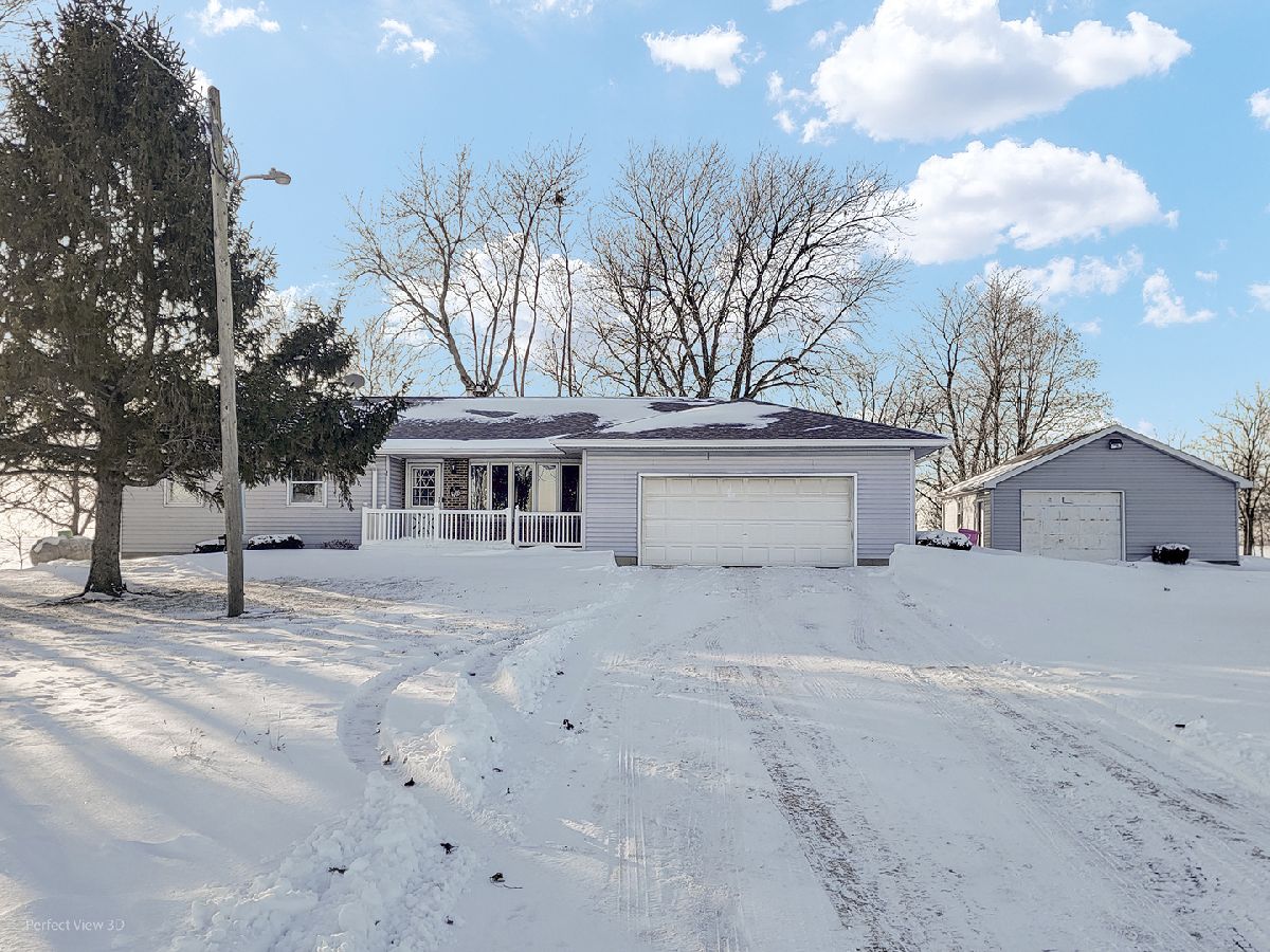  For Sale Blackstone Illinois, 32209 1500 East Road