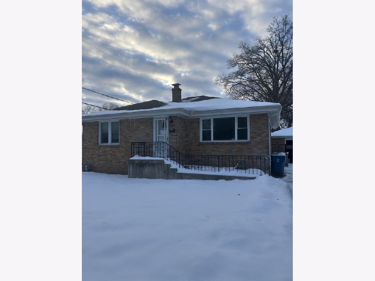  For Rent Peru Illinois, 716 Henry