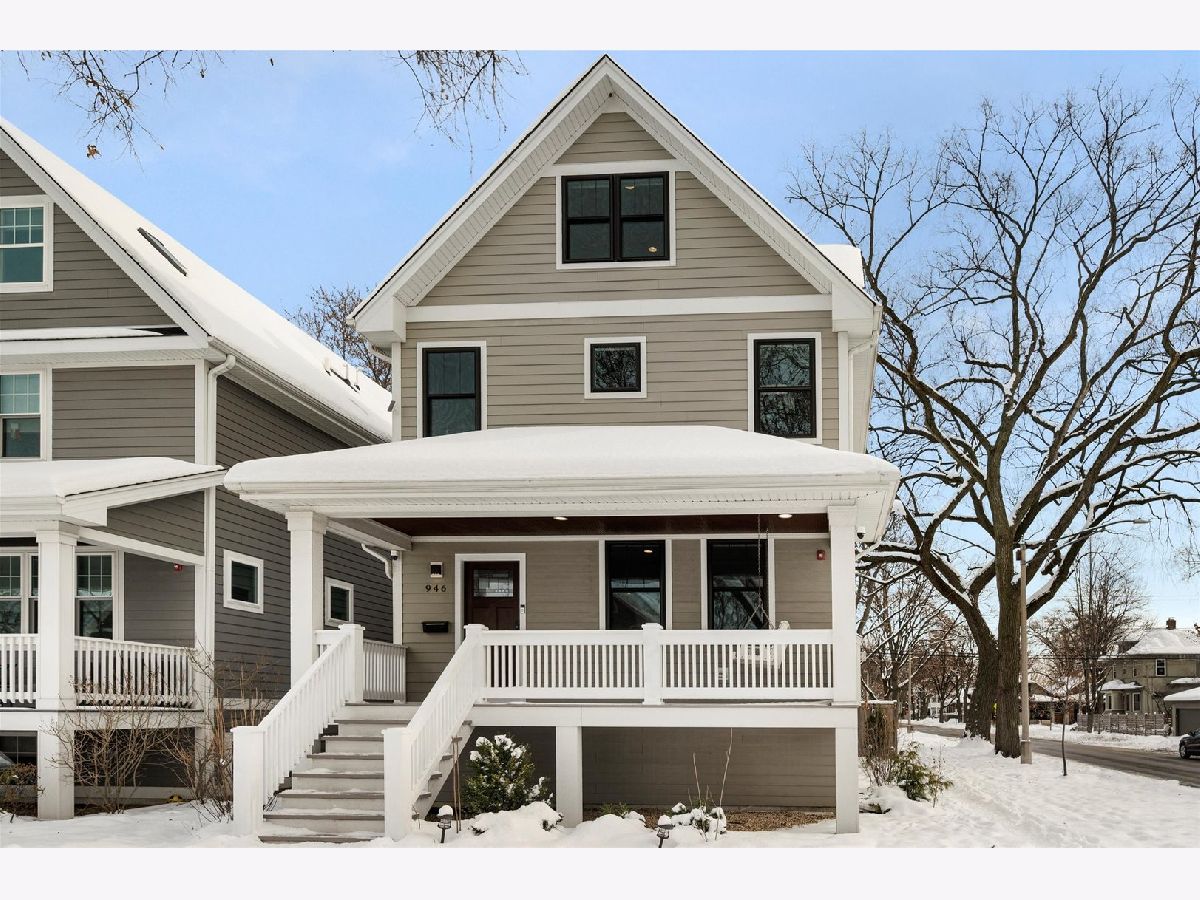  Sold Oak Park Illinois, 946 Clinton