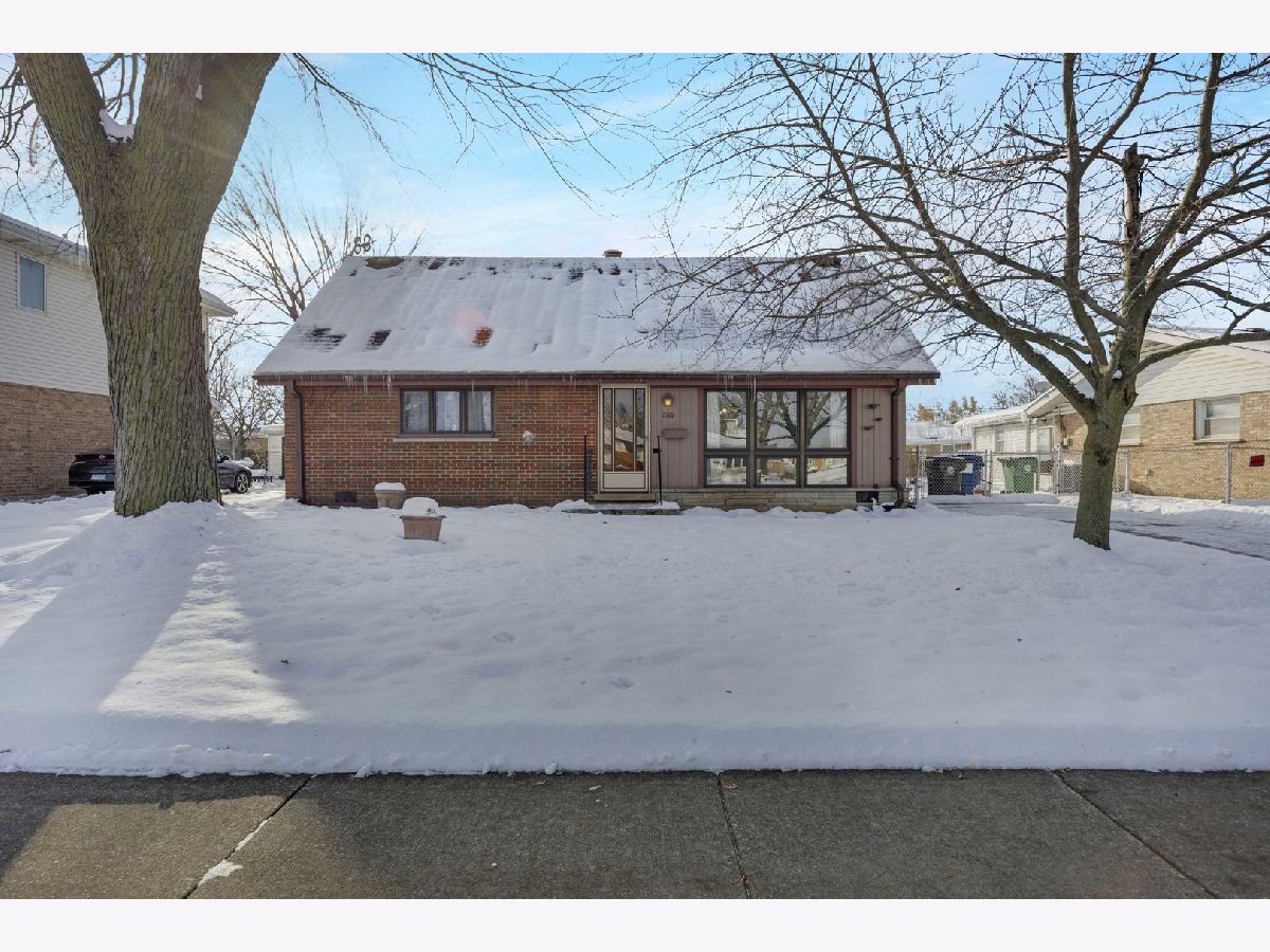  For Sale Bridgeview Illinois, 7101 Birch Street