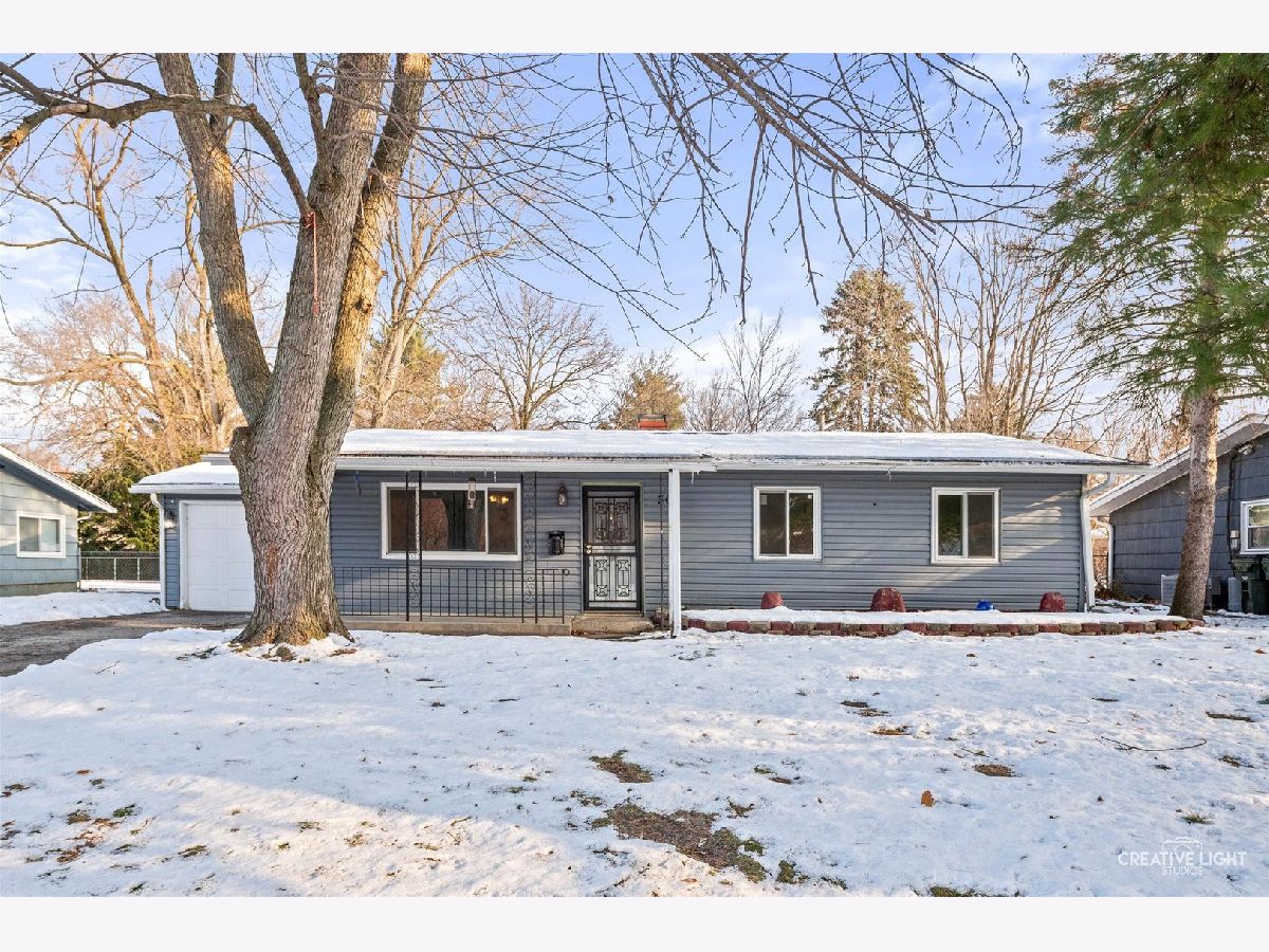  For Sale Montgomery Illinois, 30 Hampton Road