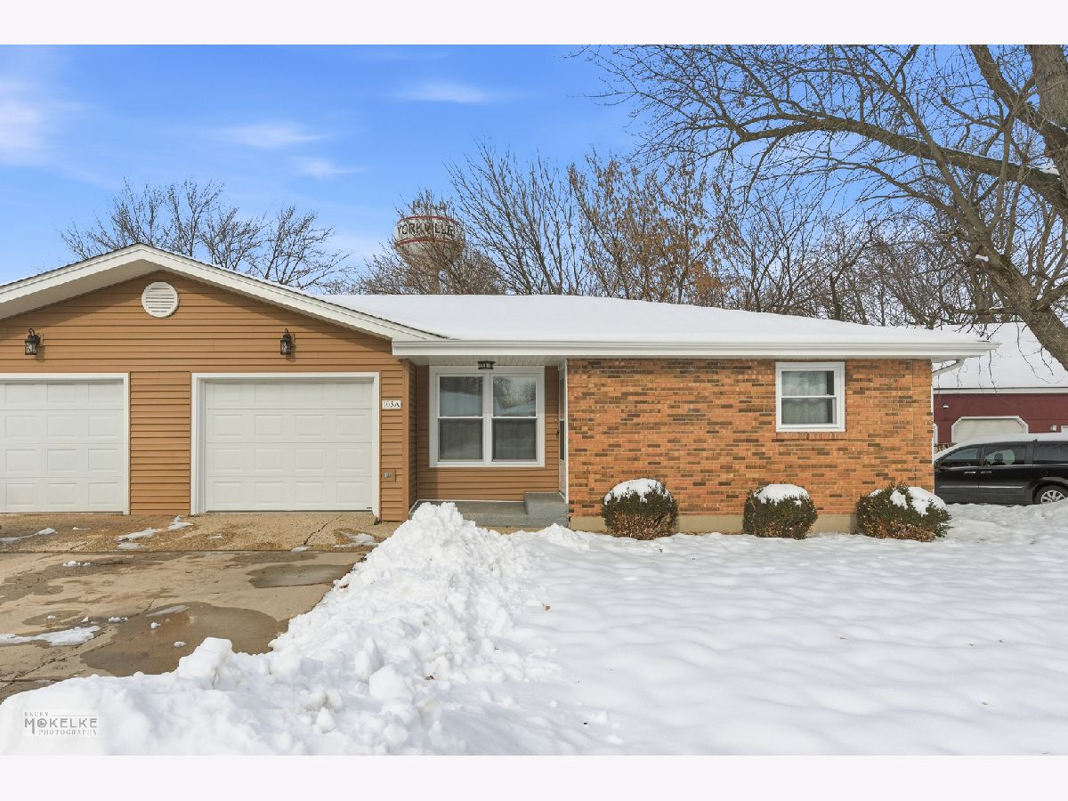  For Rent Yorkville Illinois, 105 Somonauk