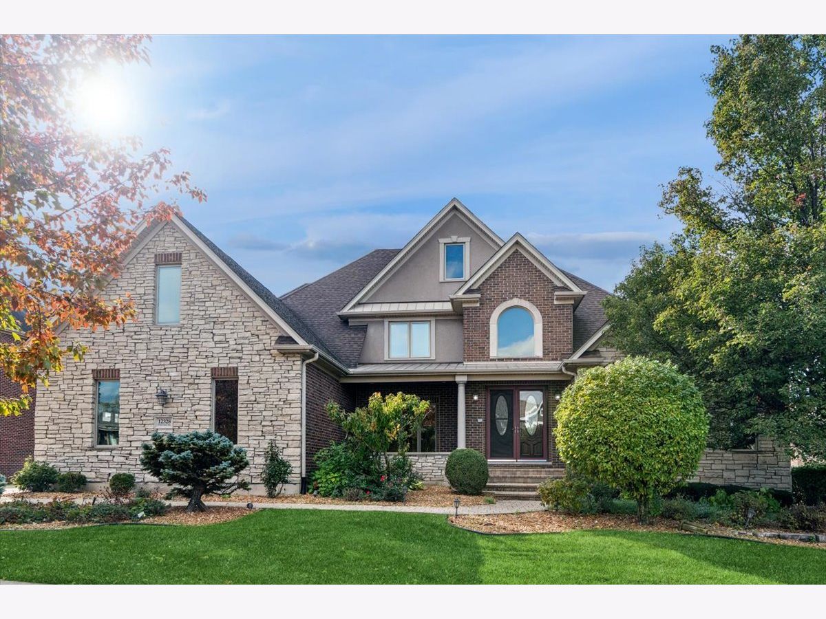 Homes & Condos & Townhomes For Sale Briarcliffe Estates Lemont Illinois, 12328 Province Drive