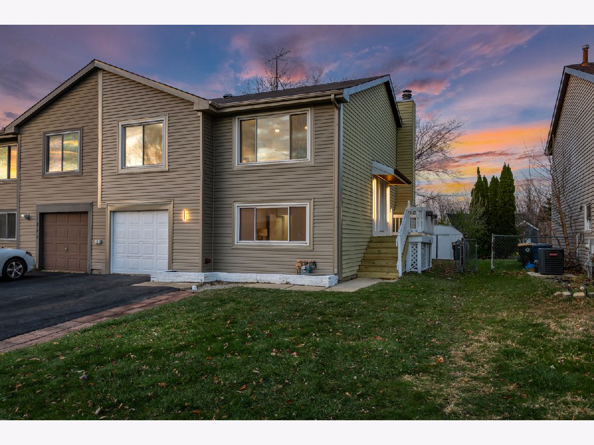  Sold Hanover Park Illinois, 1842 Nautilus