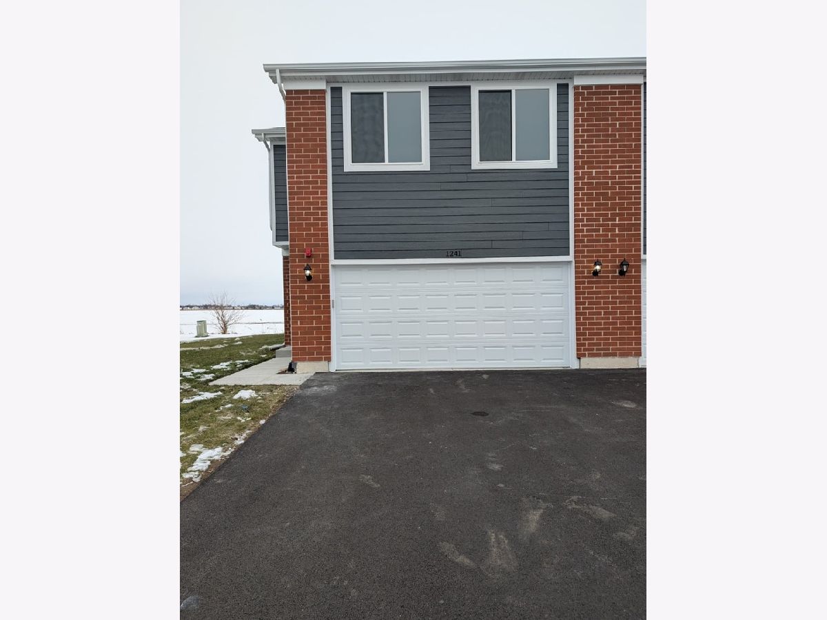  For Rent Yorkville Illinois, 1241 Gillespie