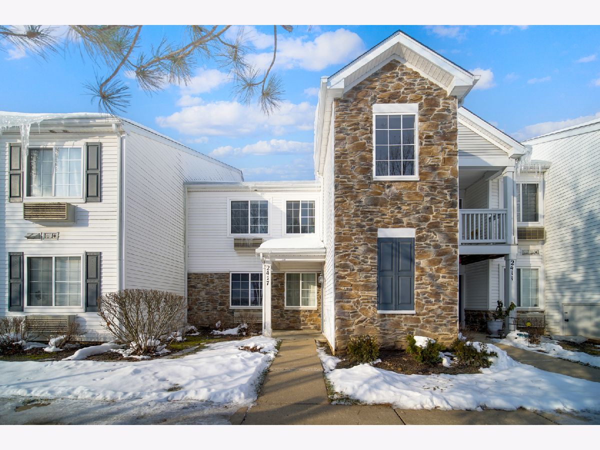  For Rent Carpentersville Illinois, 2427 Silverstone