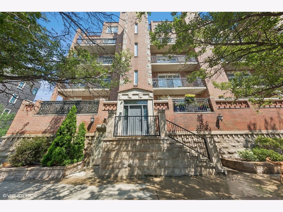  Rented Chicago Illinois, 820 Hubbard