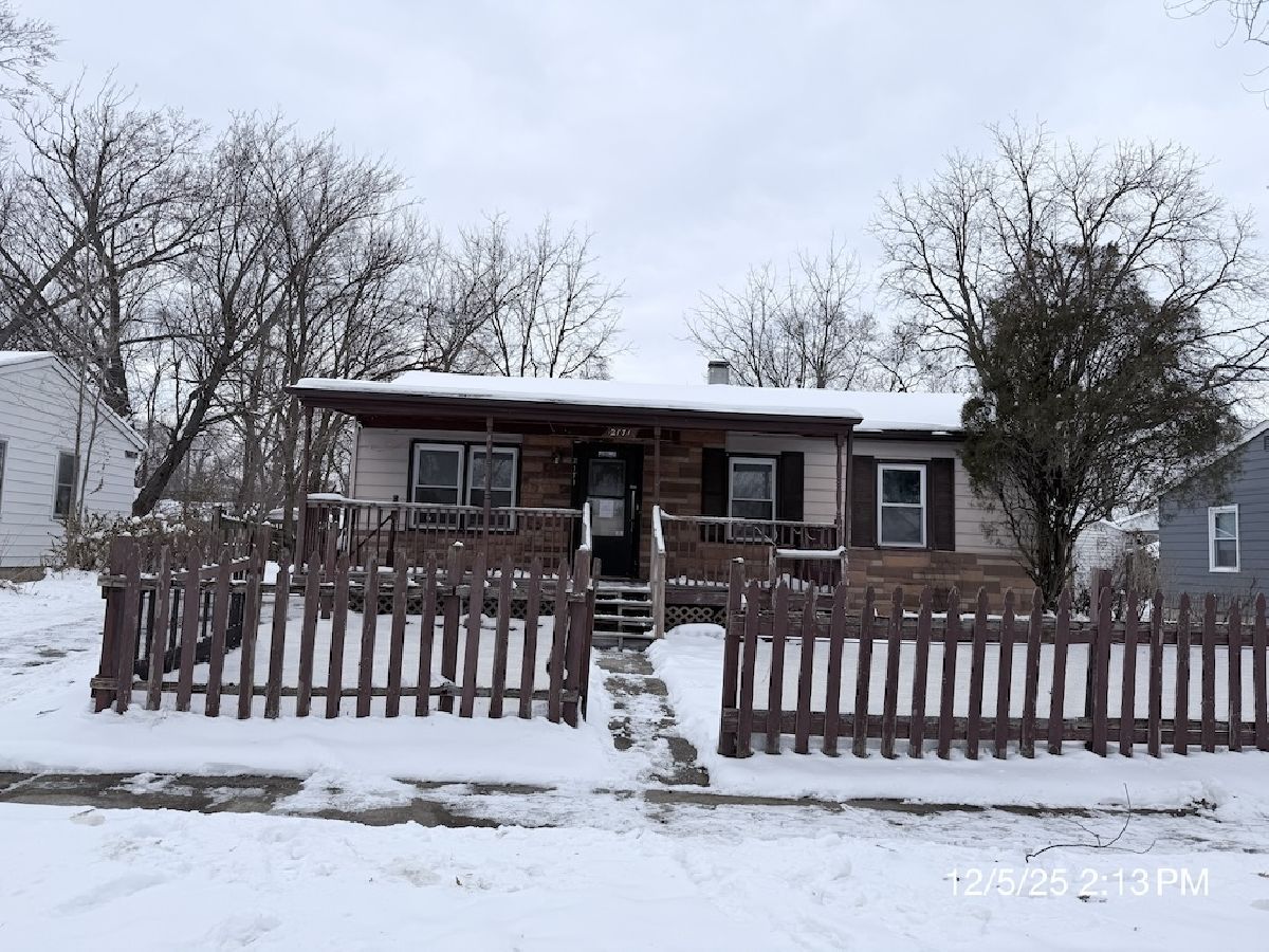  For Sale Sauk Village Illinois, 2171 221st Street