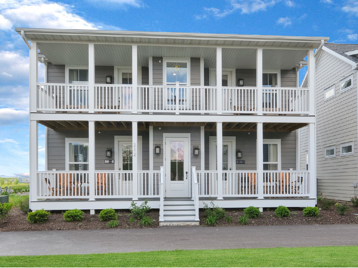 Homes & Condos & Townhomes Rented Heritage Harbor Ottawa Illinois, 212 Great Loop East