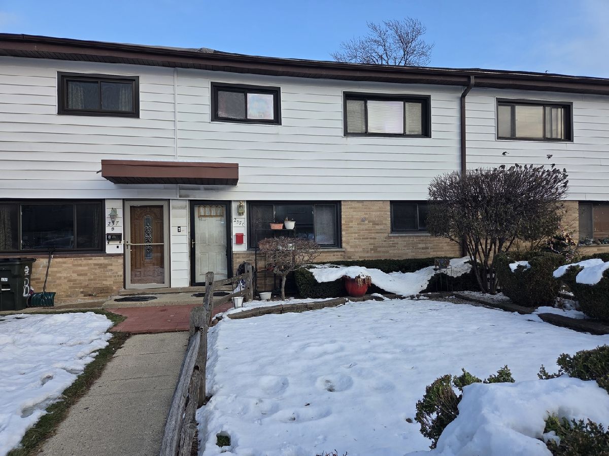  For Sale Des Plaines Illinois, 257 Dover Drive