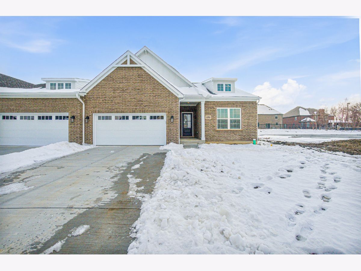 Condos & Townhomes For Sale Villas At Rolling Meadows Lemont Illinois, 16550 Kayla Drive