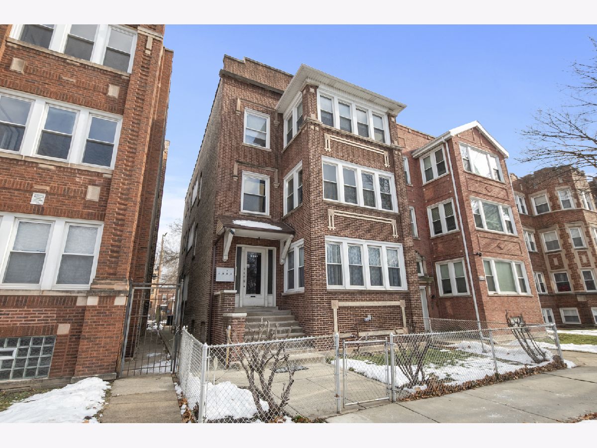  For Sale Chicago Illinois, 11247 King Drive