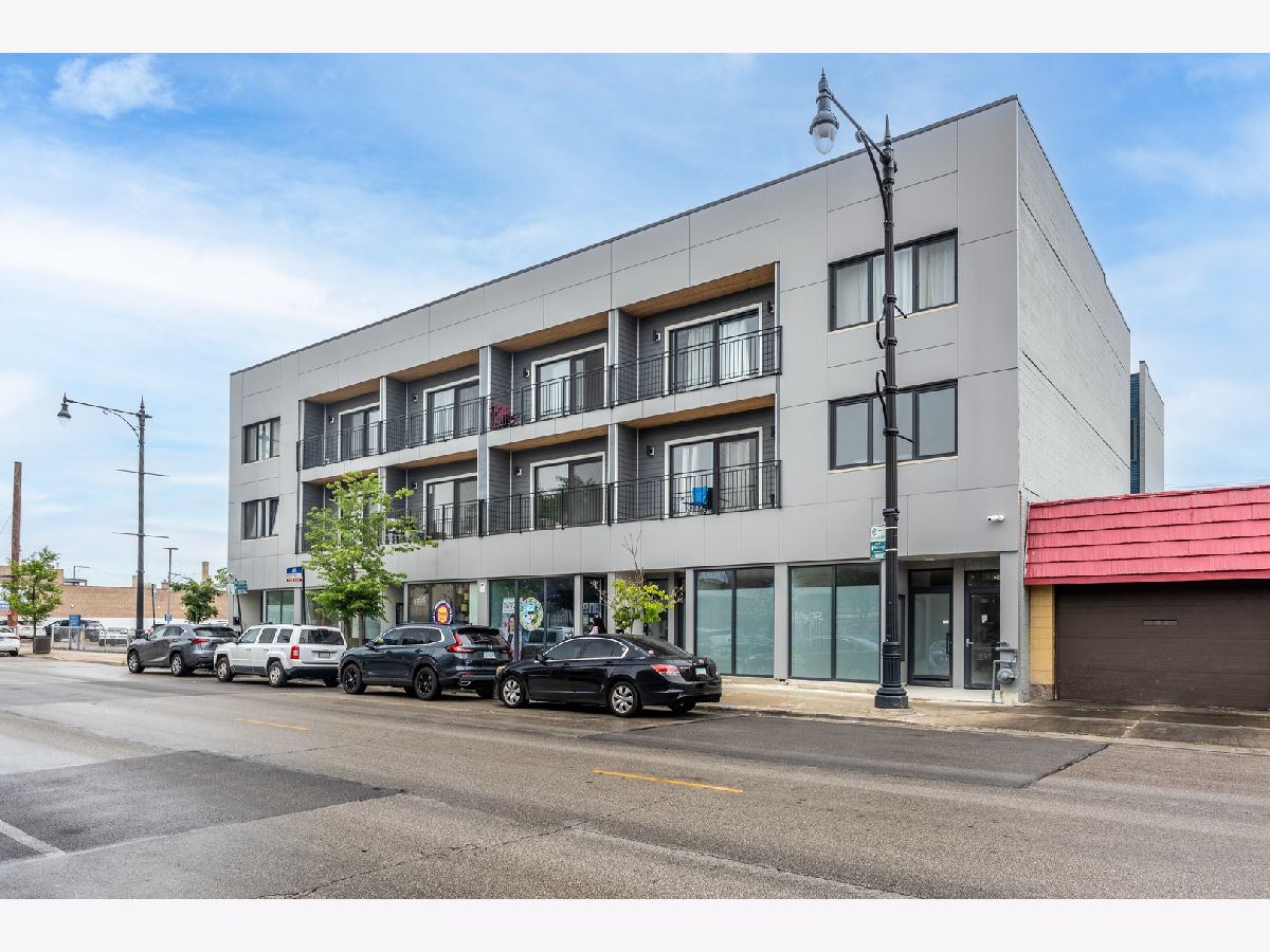  Rented Chicago Illinois, 5416 Belmont