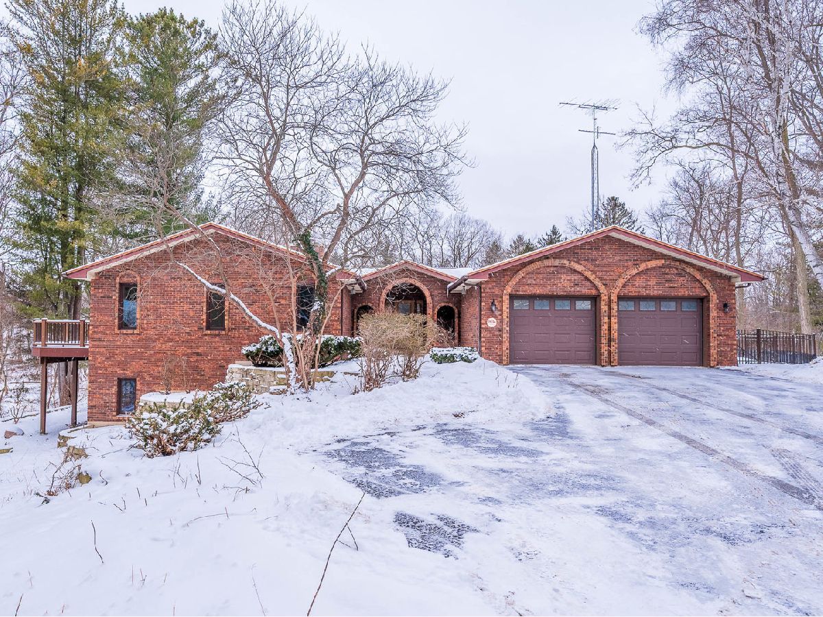  For Sale Winthrop Harbor Illinois, 1636 Deerpath Circle