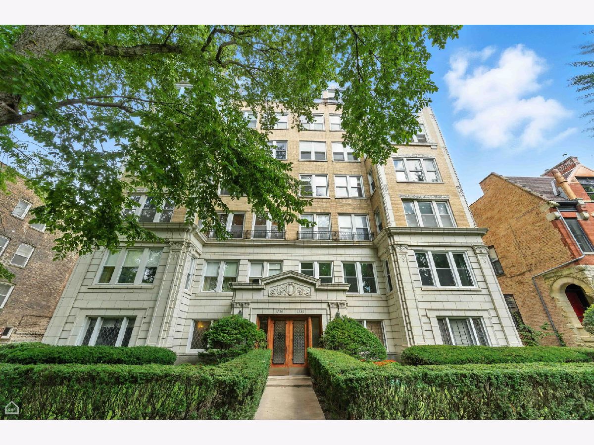  Sold Chicago Illinois, 1234 Madison Park