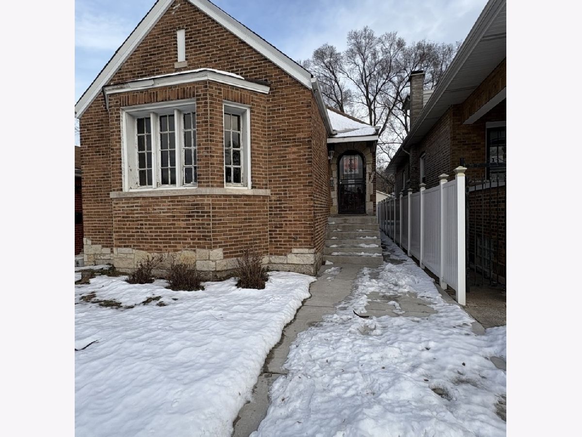  For Sale Chicago Illinois, 8325 Cregier Avenue