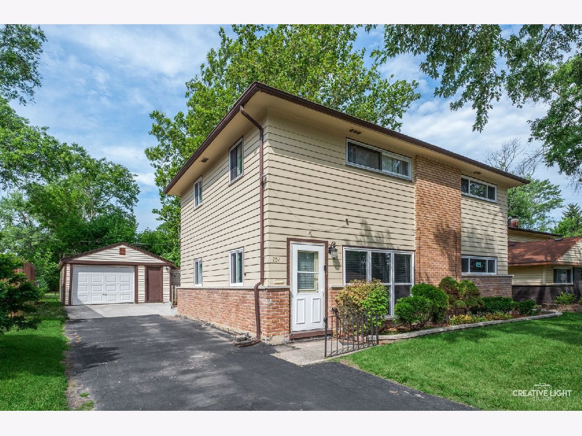  For Sale Park Forest Illinois, 257 Miami Street