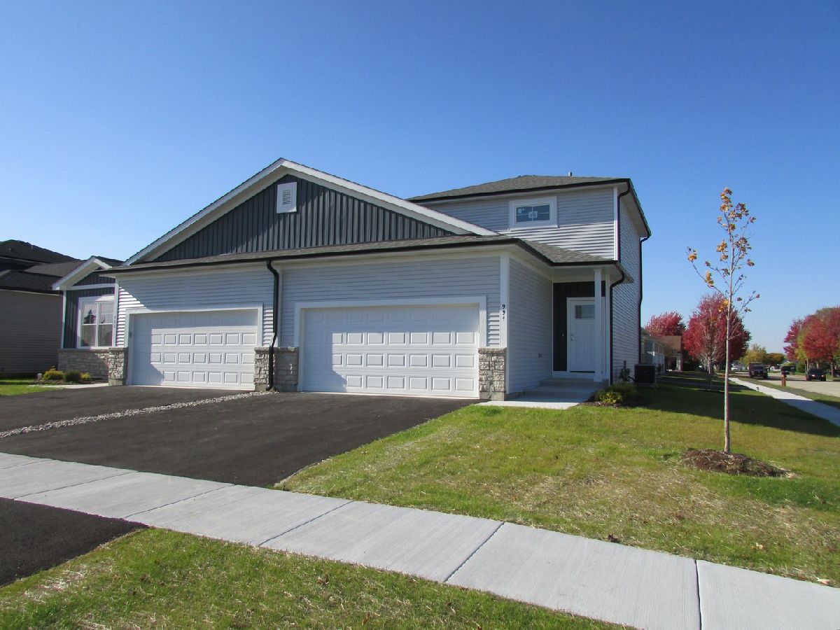  For Rent Marengo Illinois, 994 Center