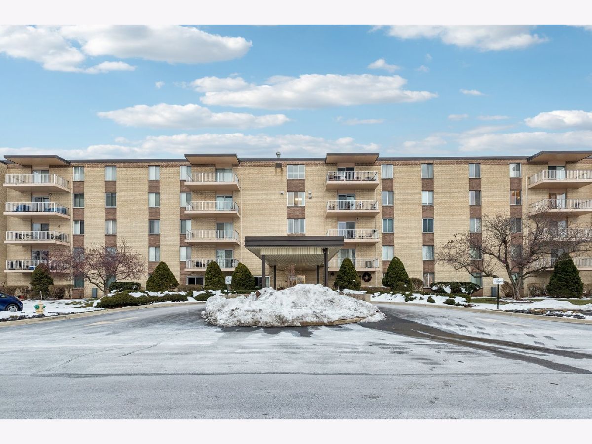  For Sale Elmhurst Illinois, 100 Butterfield Road