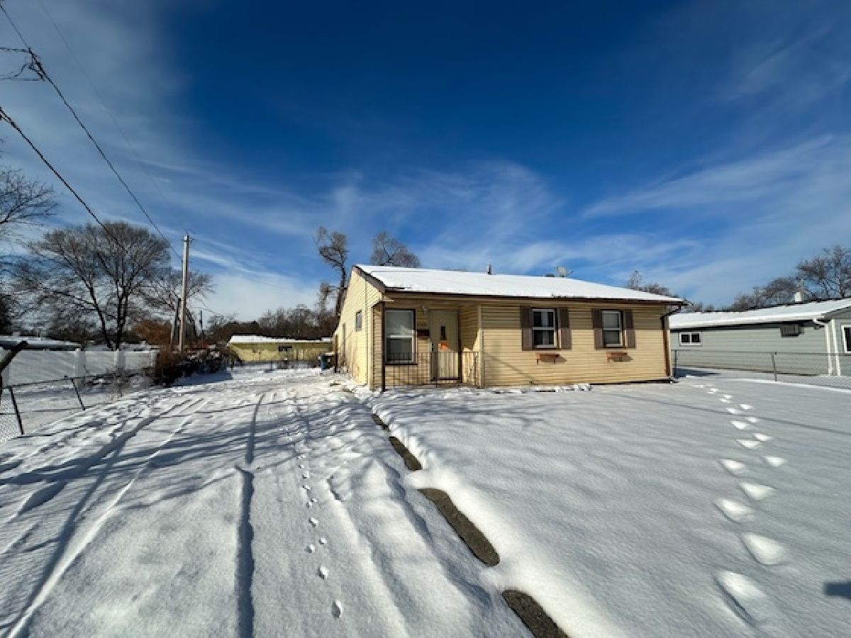  For Sale Joliet Illinois, 1205 Gage Court