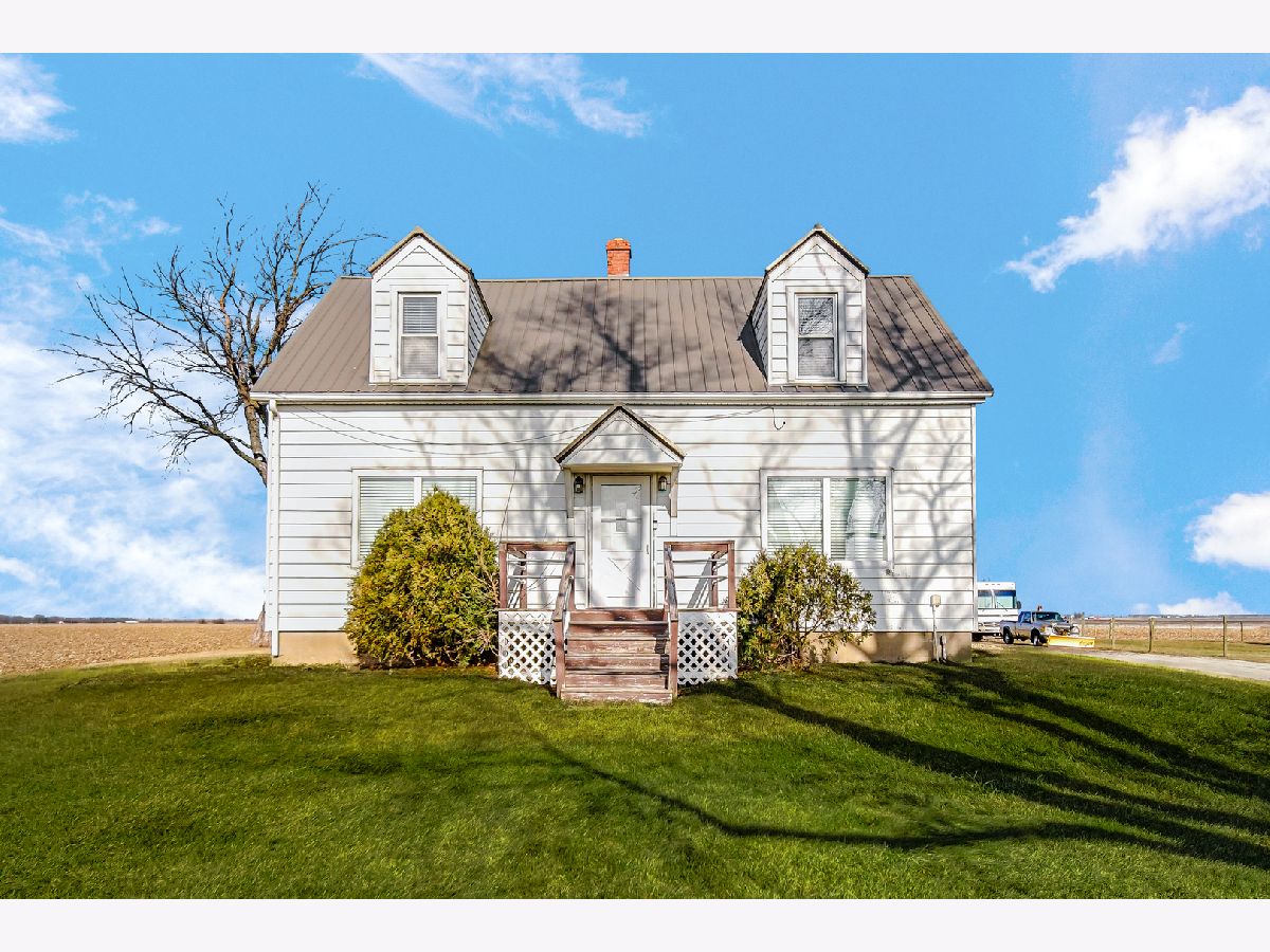  For Sale Grant Park Illinois, 9825 11000n Road