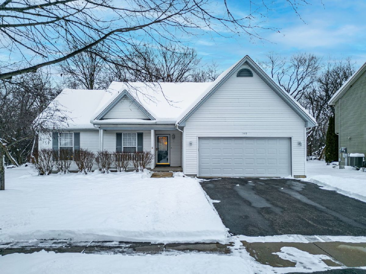  For Sale Harvard Illinois, 109 Shawnee Lane