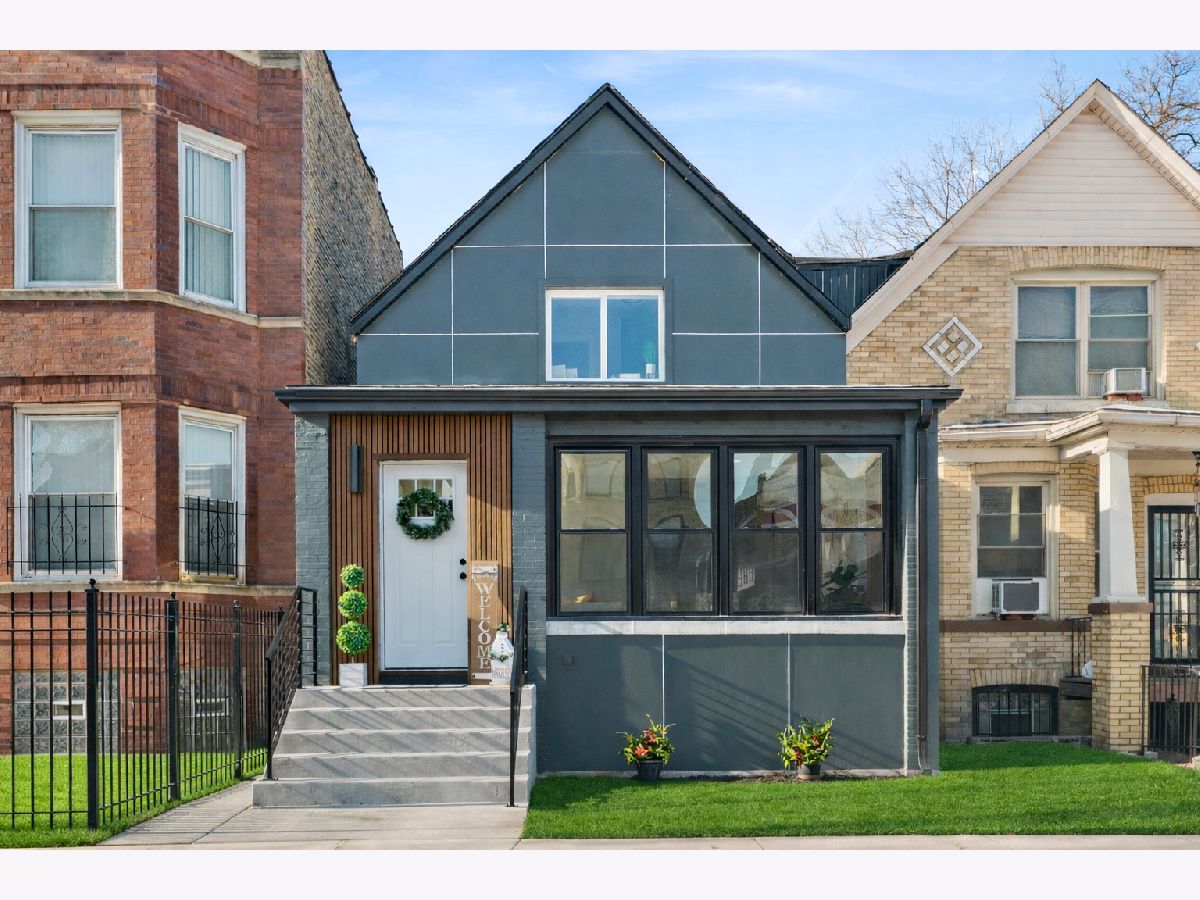  For Sale Chicago Illinois, 5168 Wabash Avenue