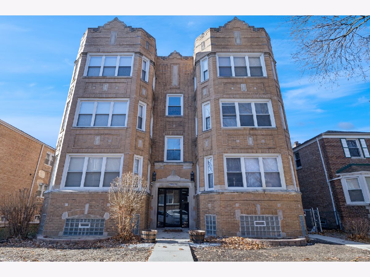  Rented Chicago Illinois, 9222 Laflin