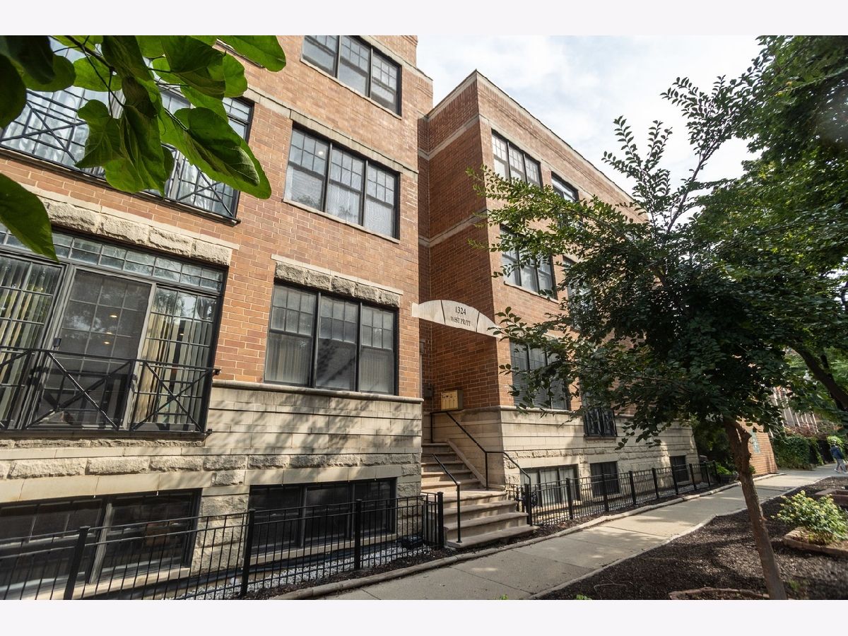  For Rent Chicago Illinois, 1324 Pratt