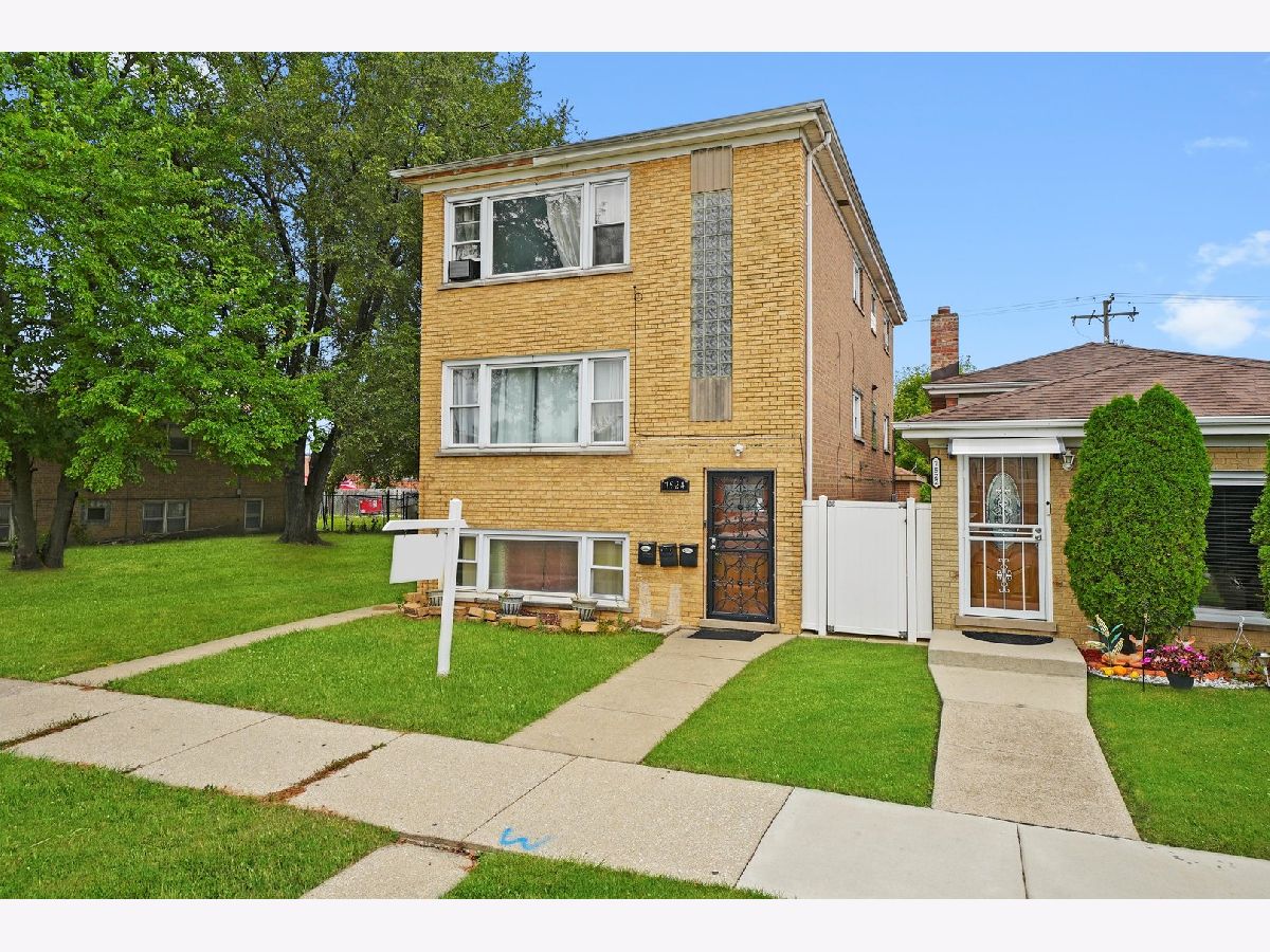  For Sale Summit Illinois, 7524 63rd Place