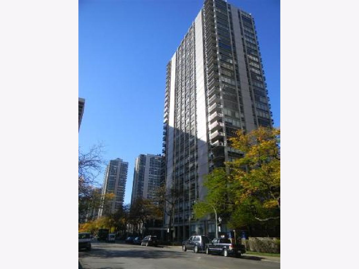 Condos & Townhomes For Rent Sandburg Village Chicago Illinois, 1455 Sandburg
