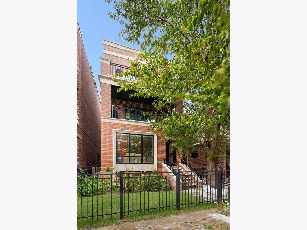 Sold Chicago Illinois, 3330 Clifton