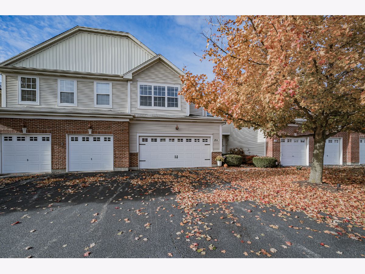  For Rent Oswego Illinois, 201 Dorset