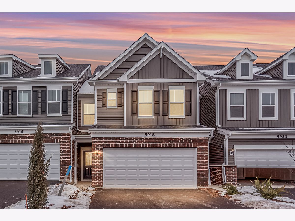 Condos & Townhomes For Rent Naperville Polo Club Townhomes Naperville Illinois, 5918 Hawkweed