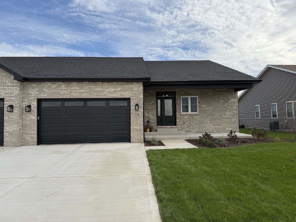  For Sale Channahon Illinois, 25146 Westwind Drive