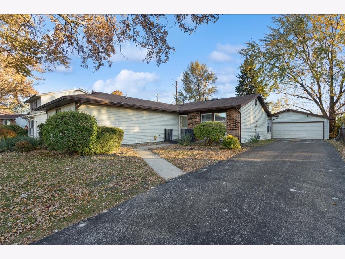  For Rent Romeoville Illinois, 809 Oakton