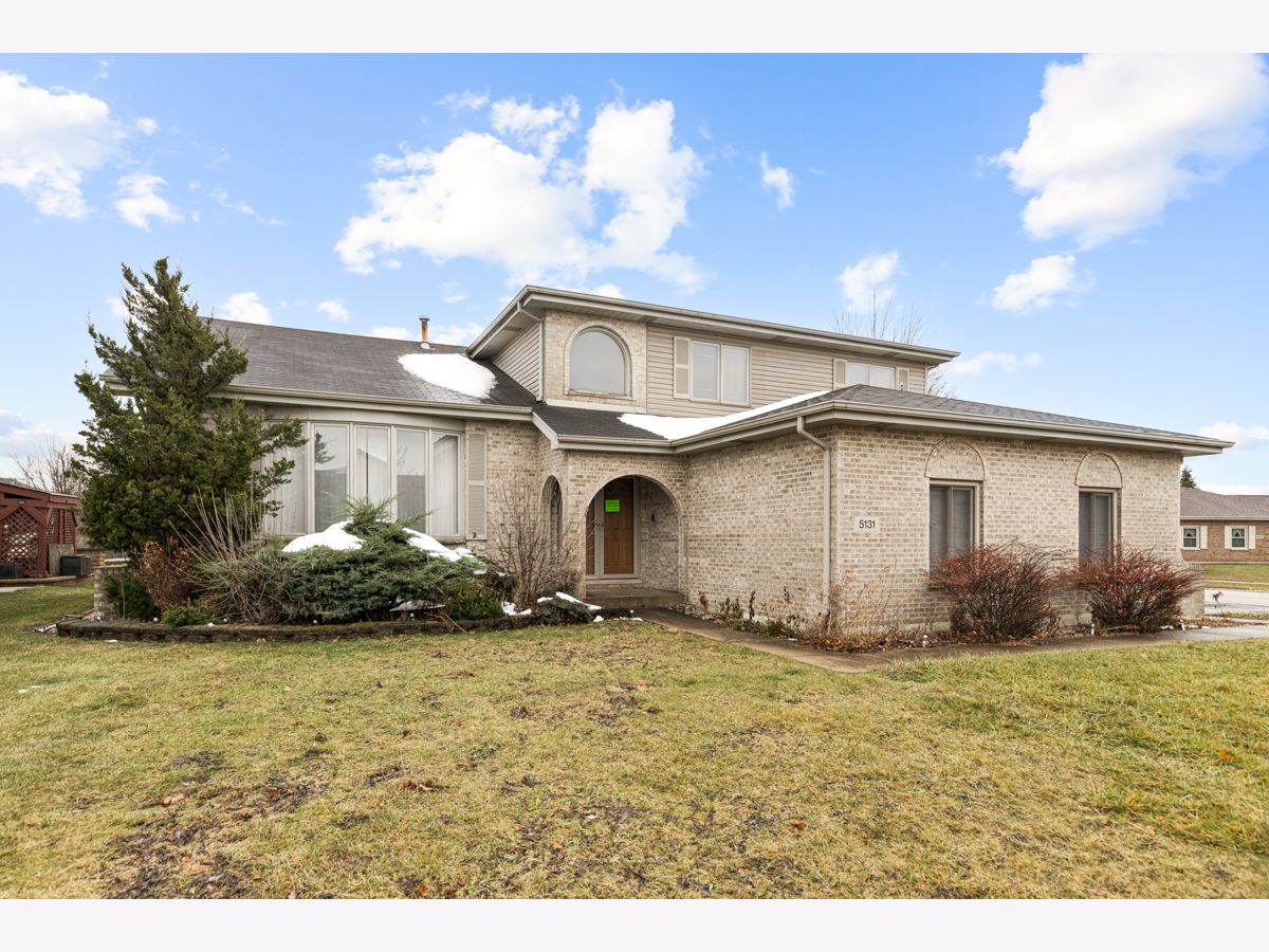  For Sale Country Club Hills Illinois, 5131 190th Street