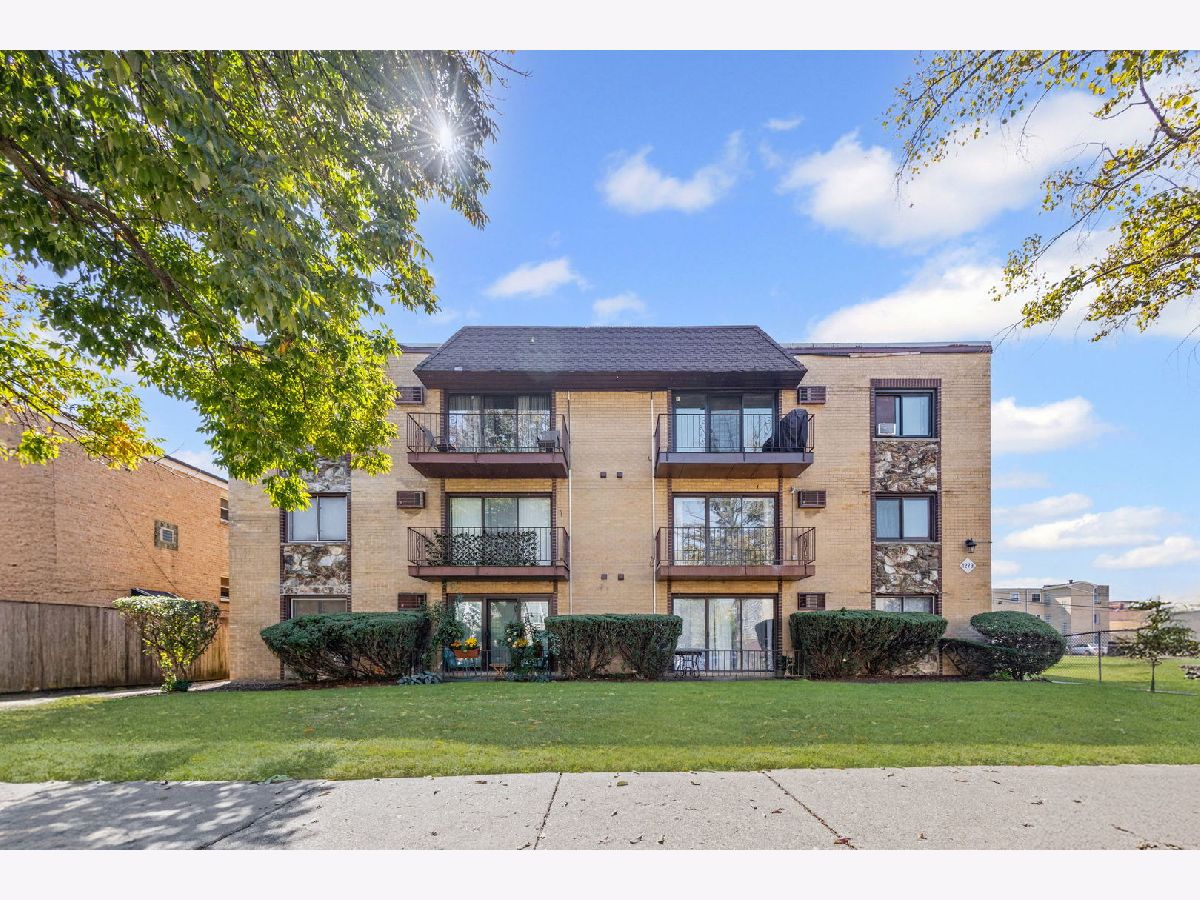  For Rent Des Plaines Illinois, 1279 Harding