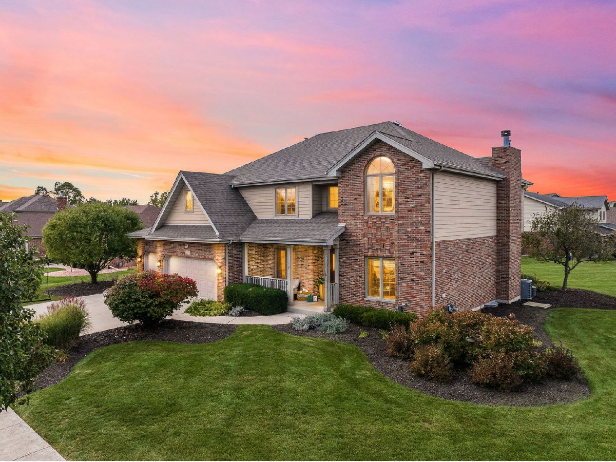  For Sale Frankfort Illinois, 22374 Woodland Lane