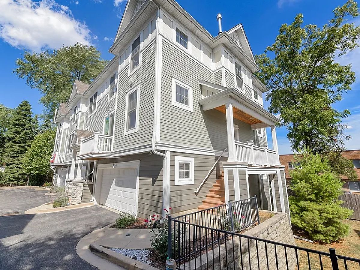  Rented Wheaton Illinois, 415 President